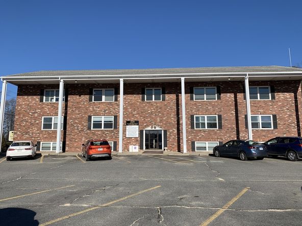 319 Southbridge St, Auburn, MA 01501